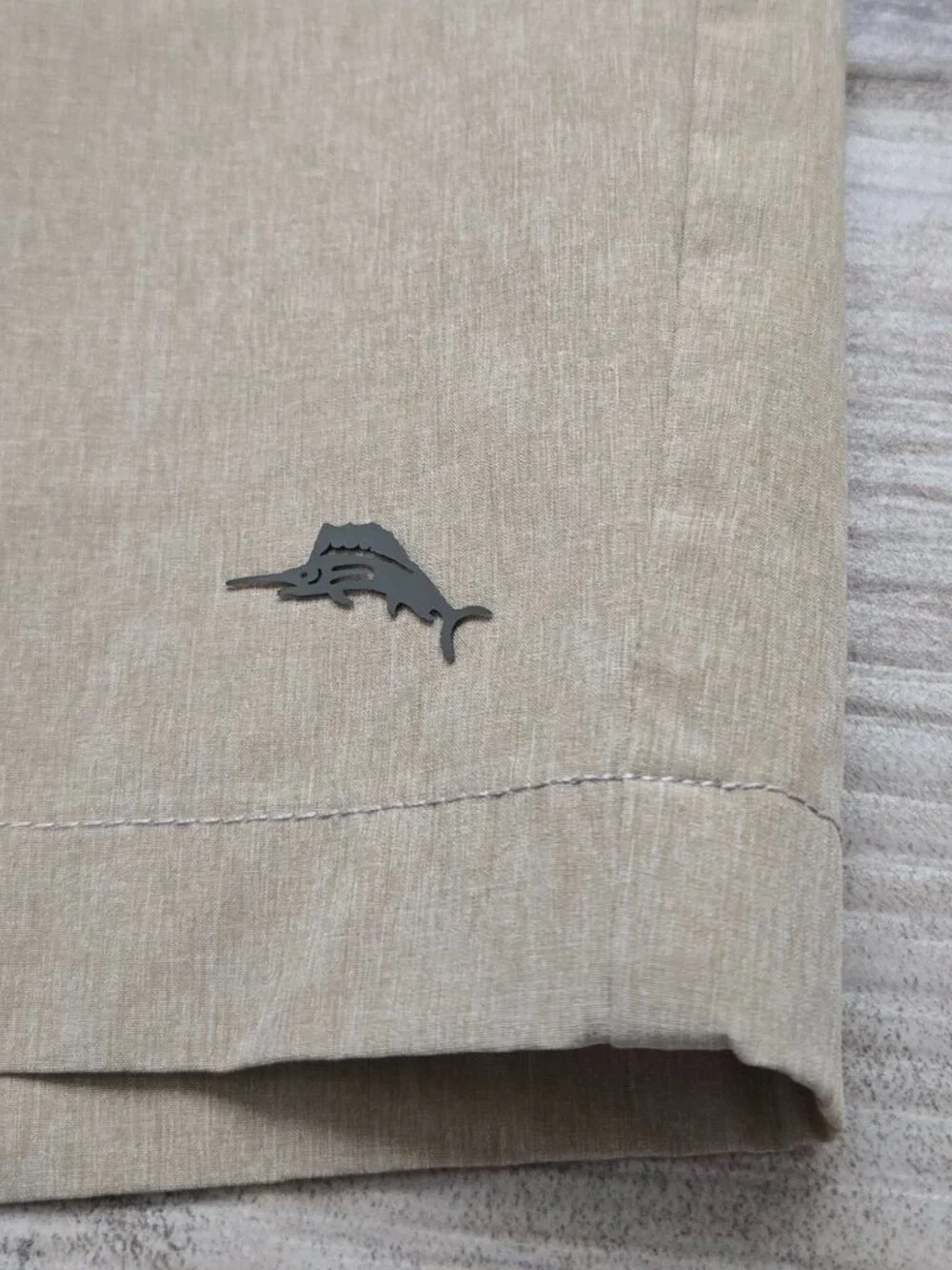 Tommy Bahama Performance Stretch Golf Shorts Mens Khaki Grip Waist Athleisure 36